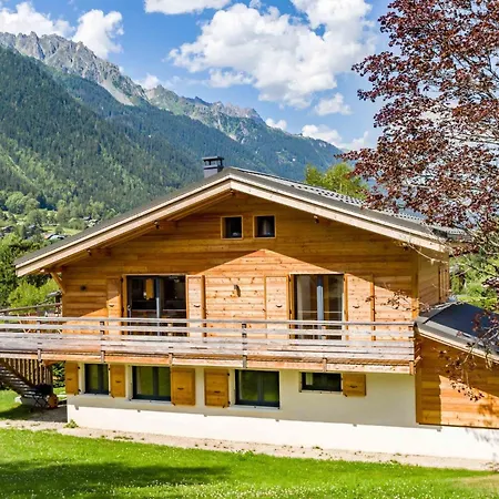 De L'ours - Baerenhuette By Interhome