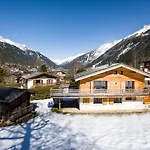 De L'ours - Baerenhuette By Interhome