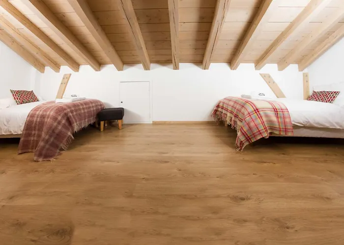 De L'ours - Baerenhuette By Interhome *